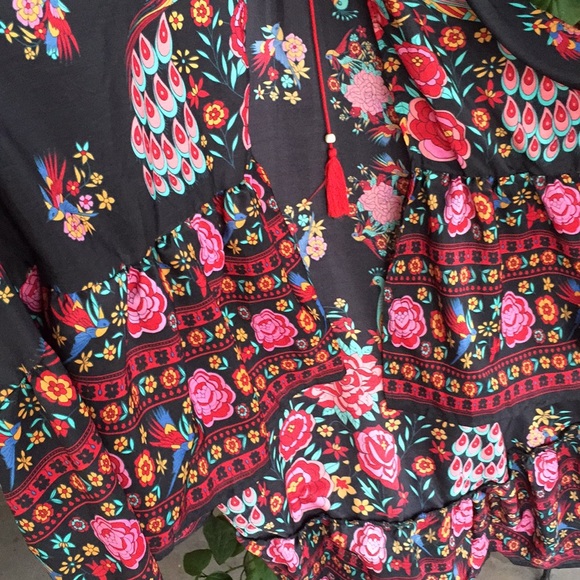 ⭐️Peacock & Rose Print Hi-Low Split Front Dress - Picture 5 of 5